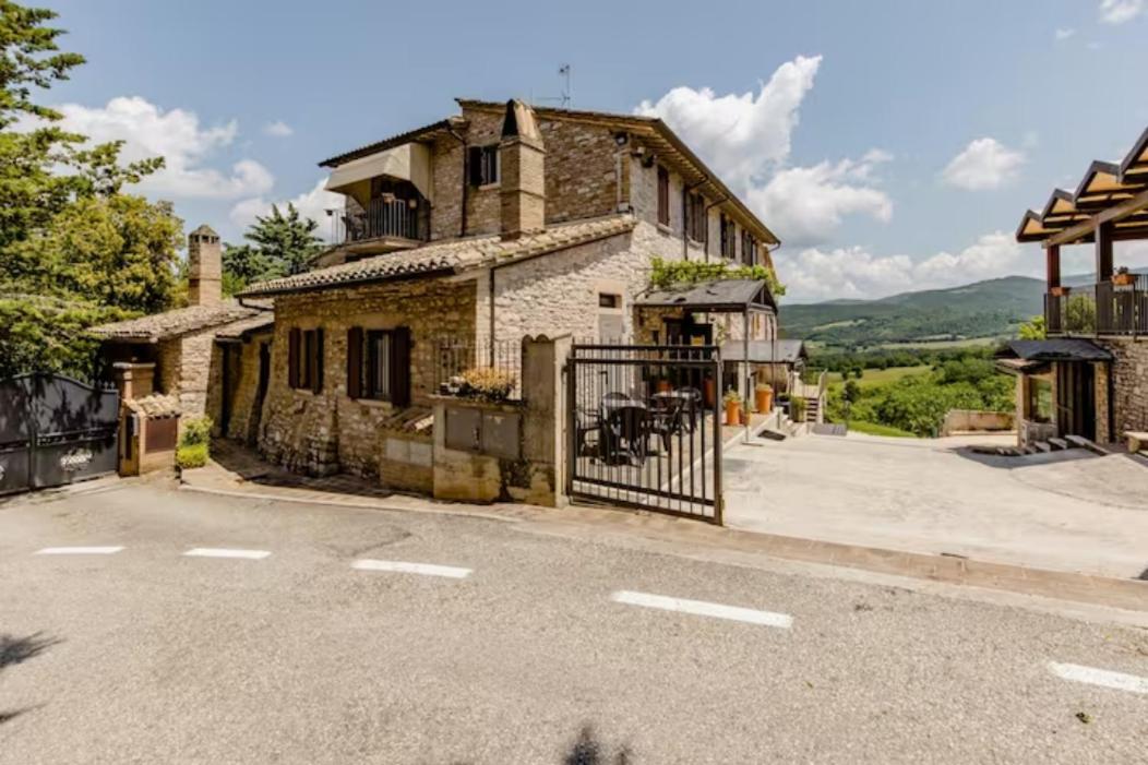 Agriturismo Il Castello Assisi Kültér fotó