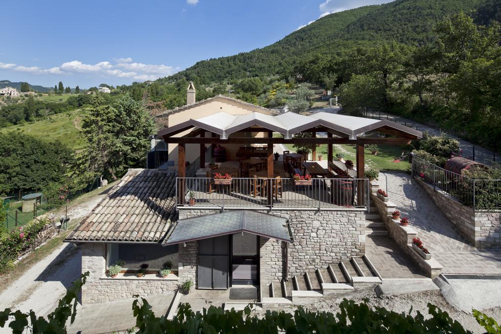 Agriturismo Il Castello Assisi Kültér fotó